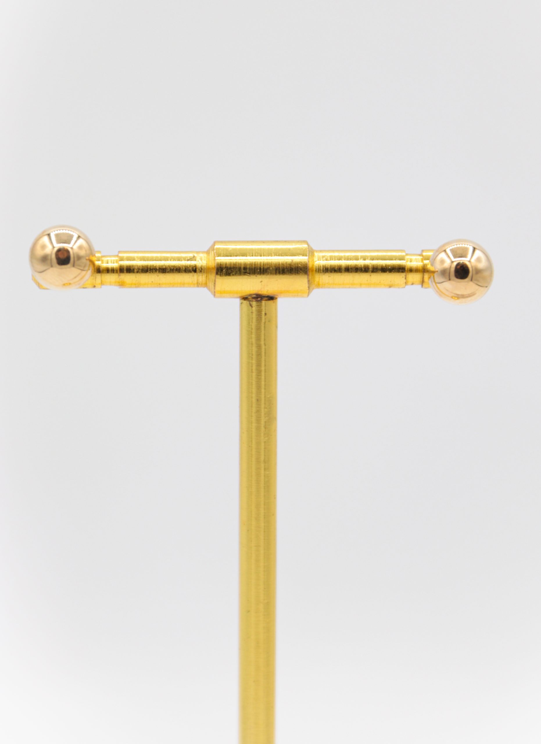 IMG_7250 copy گوشواره میخی گوی آینه ای - Image 1