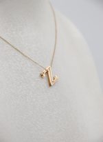 آویز طلا حروف انگلیسی سه بعدی حرف Z