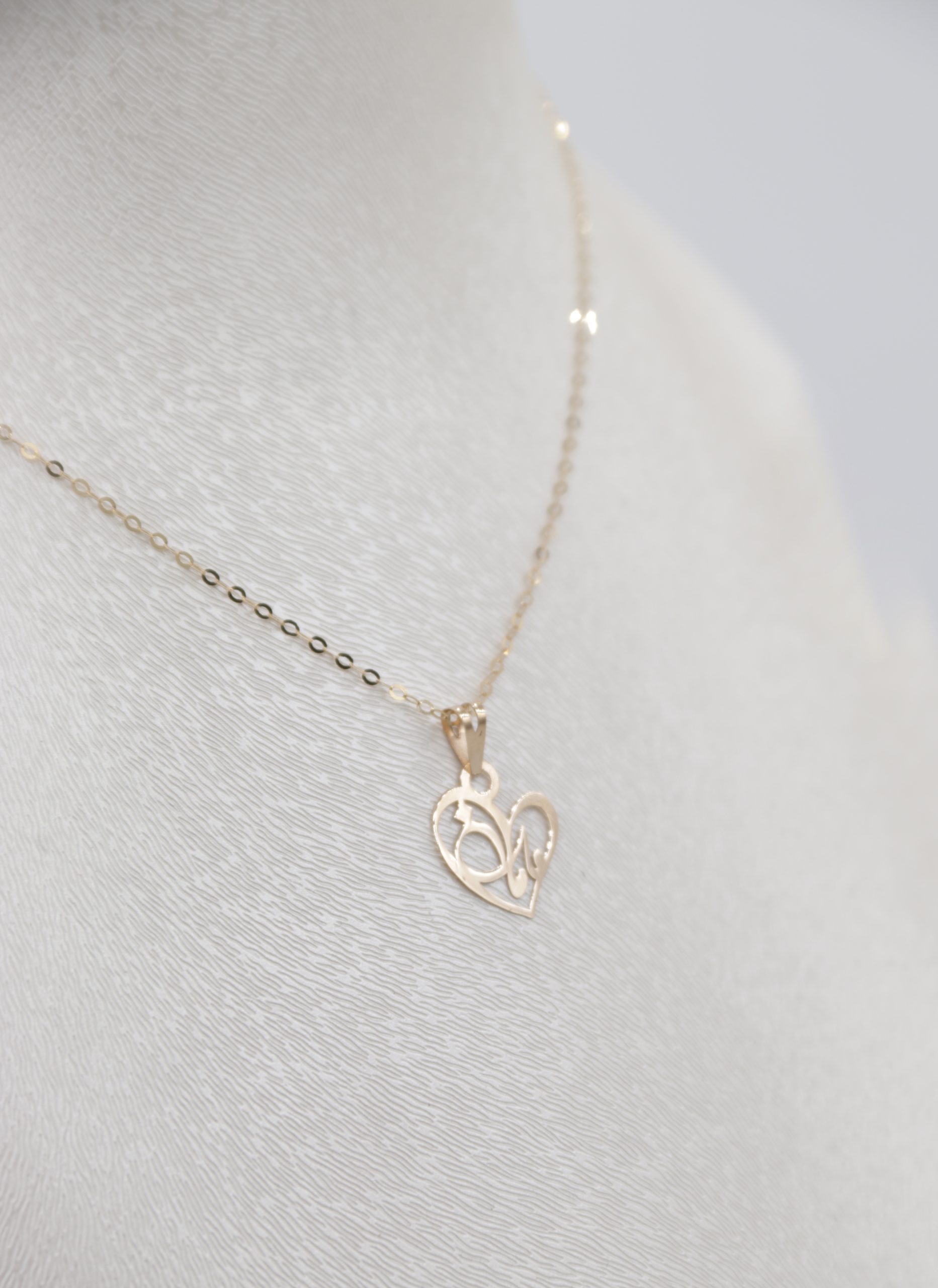 IMG_7704 copy آویز طلا لیزری مادر - Image 1