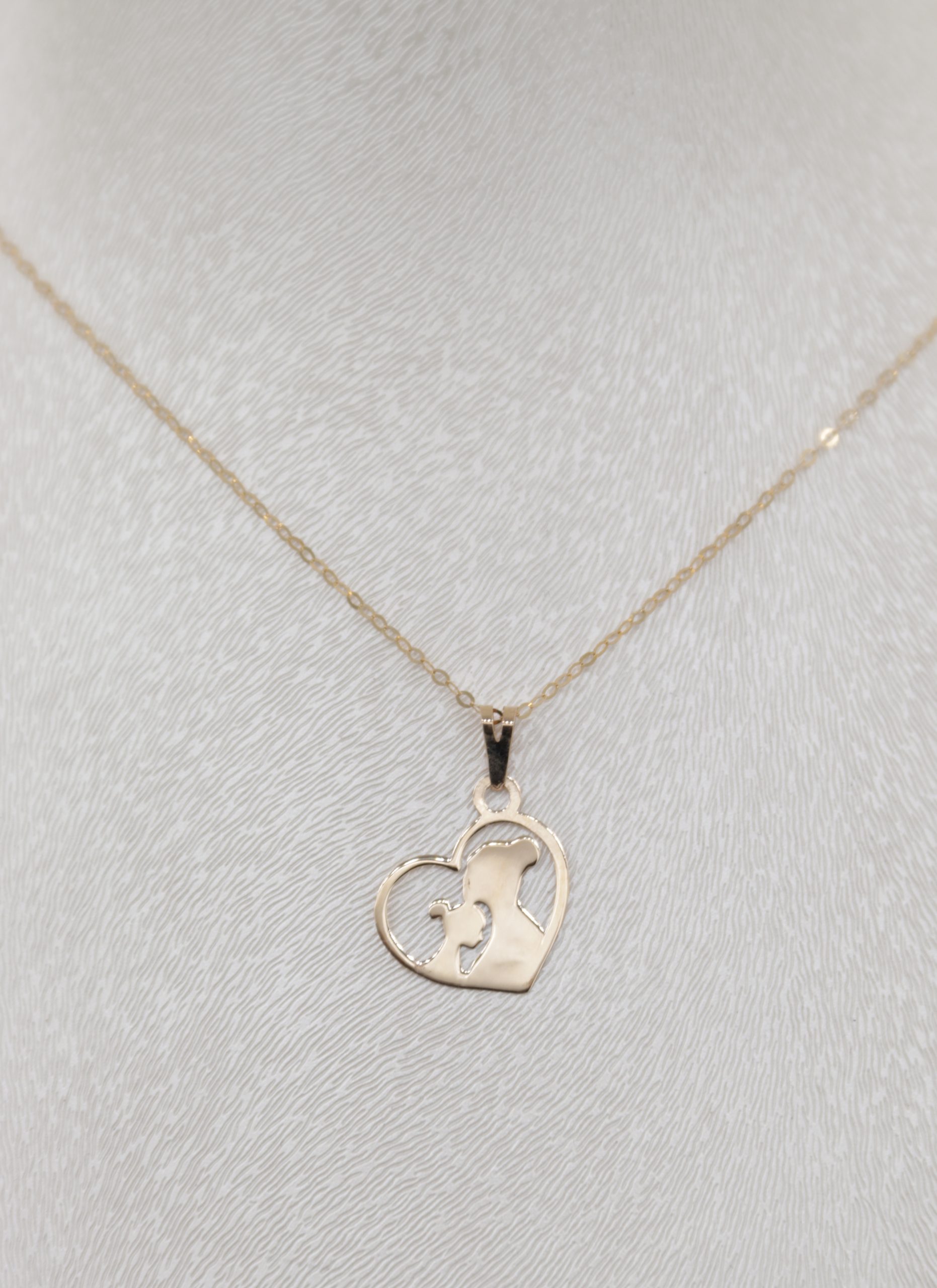 IMG_7752 copy آویز طلا لیزری مادر - Image 1